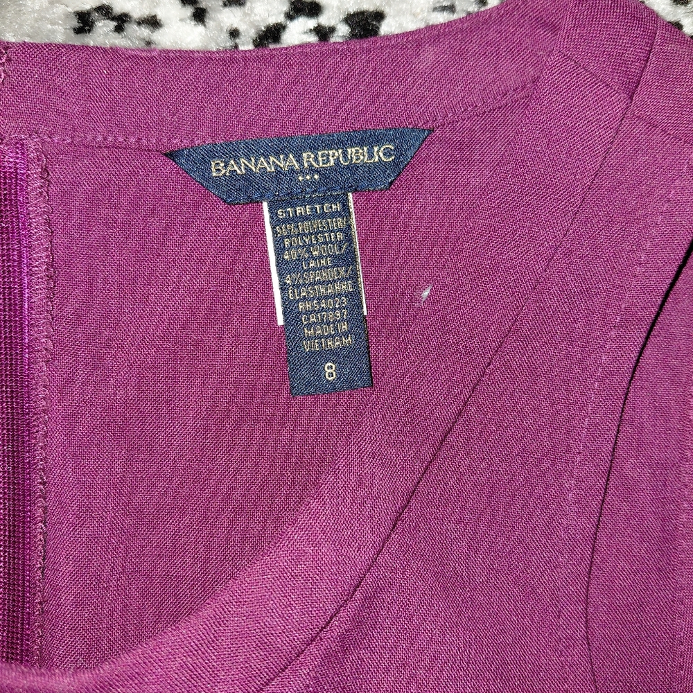 💖 Banana Republic Raspberry Ruffle Front Sheath Dress - Size 8 💖 - Picture 16 of 16